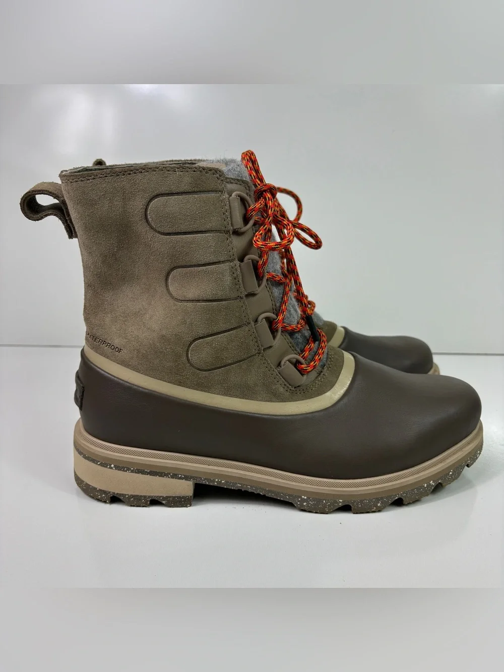 Sorel Women’s Lennox Lace Up Hiking Outdoor Waterproof Boots Size 10.5 Suede